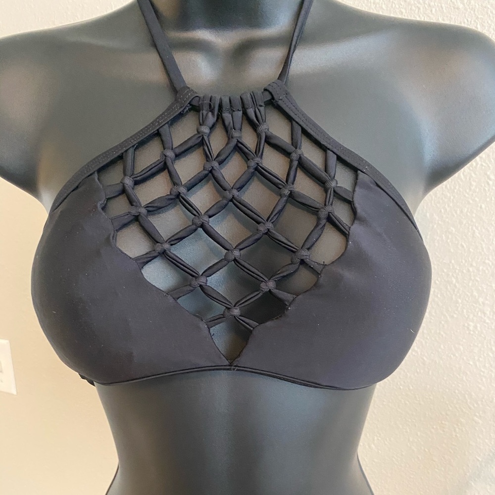 SWIMSUIT TOP - Picture 2 of 8